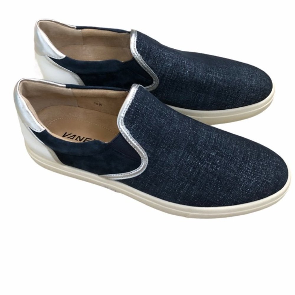 Vaneli Sport Sneaker